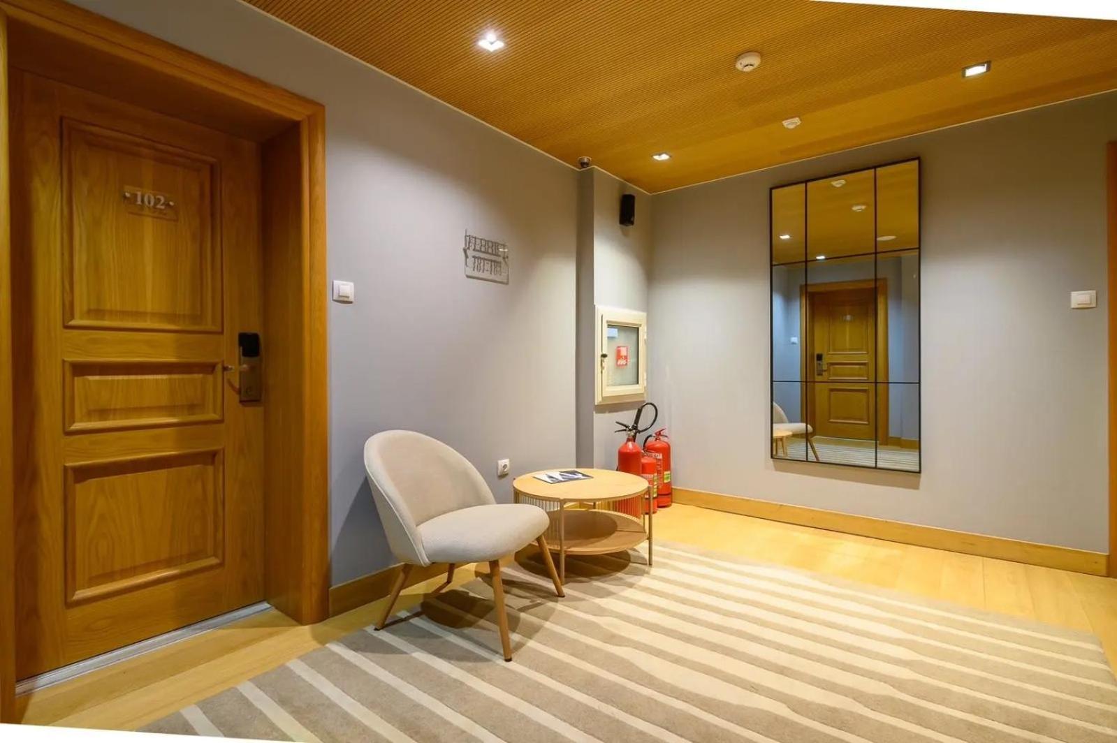 The Lodge Hotel 波罗维茨 外观 照片