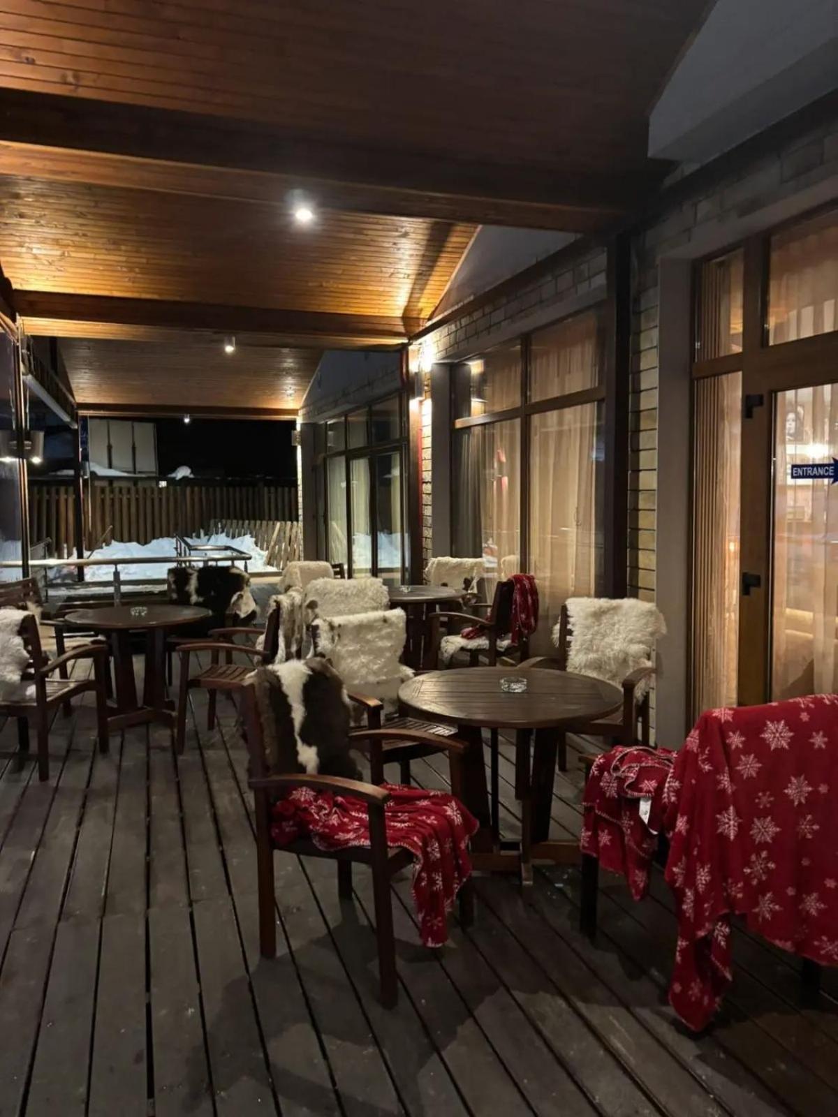 The Lodge Hotel 波罗维茨 外观 照片