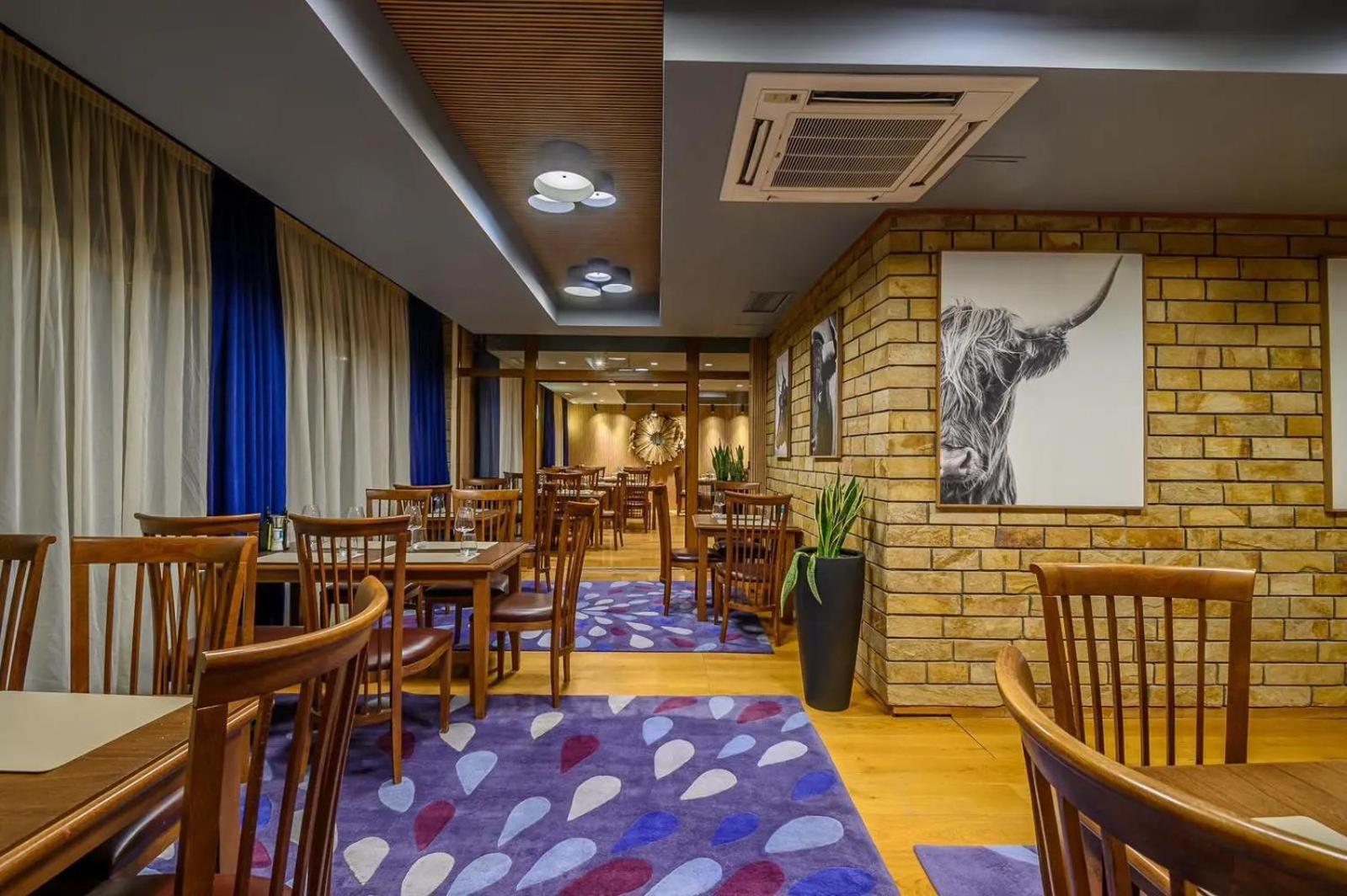 The Lodge Hotel 波罗维茨 外观 照片
